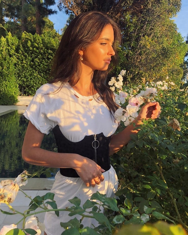 Elisha Herbert picture