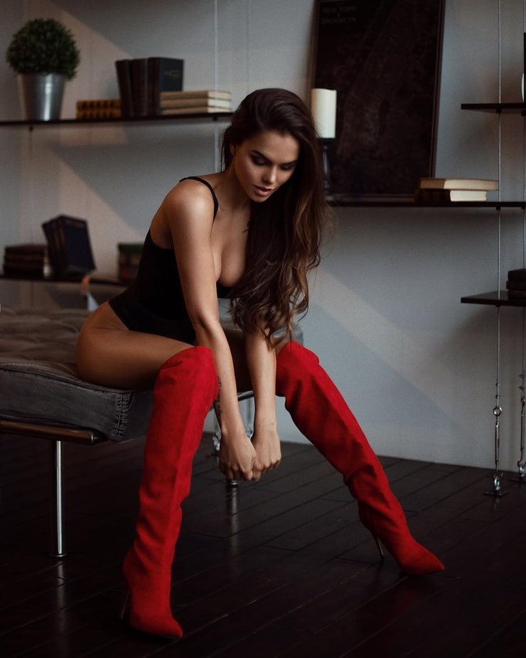 Viki Odintcova Viki Odintcova