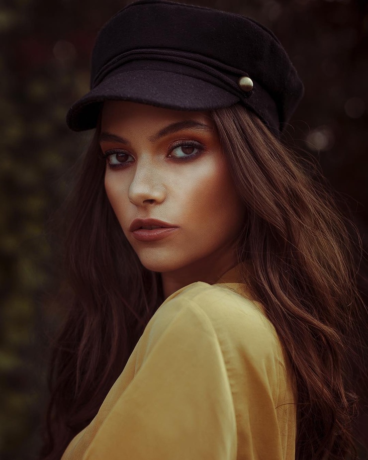 Laura Theresa Laura Theresa