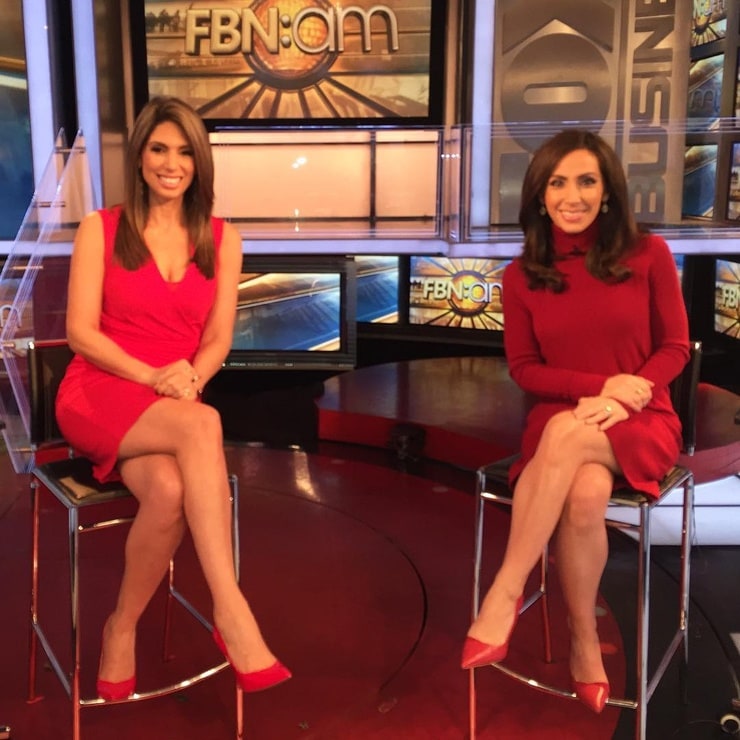 Nicole Petallides, Lauren Simonetti