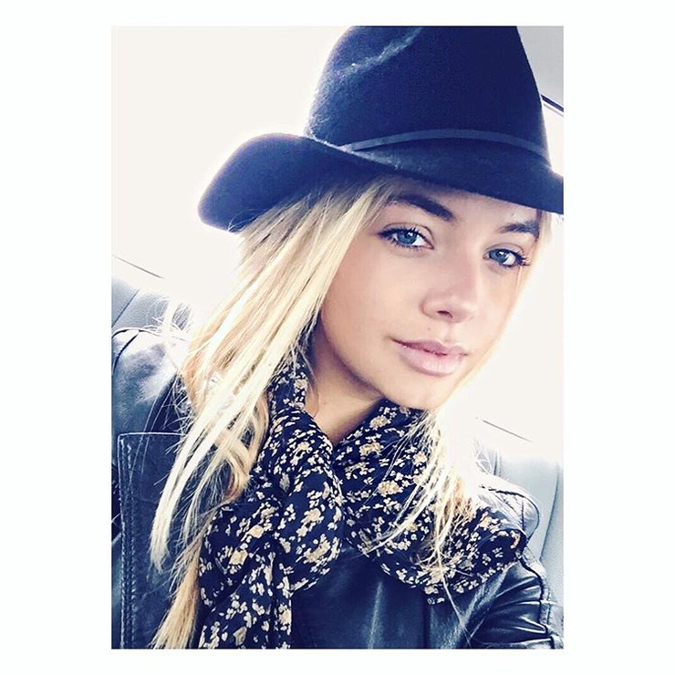Bella Oelmann Bella Oelmann
