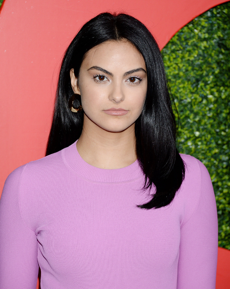 Camila Mendes