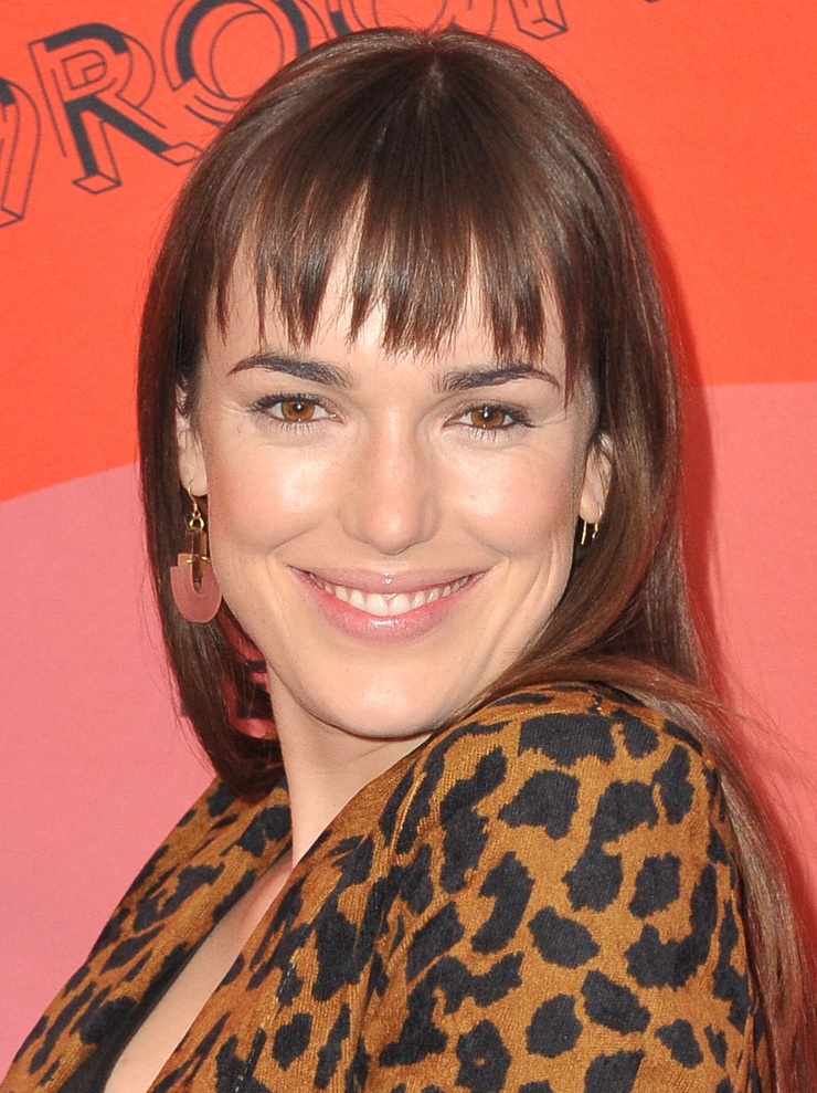 Elizabeth Henstridge