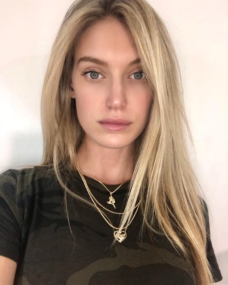 Caroline Lowe Caroline Lowe