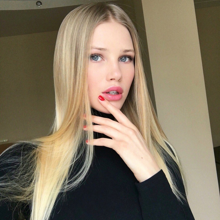 Alena Kryukova Alena Kryukova