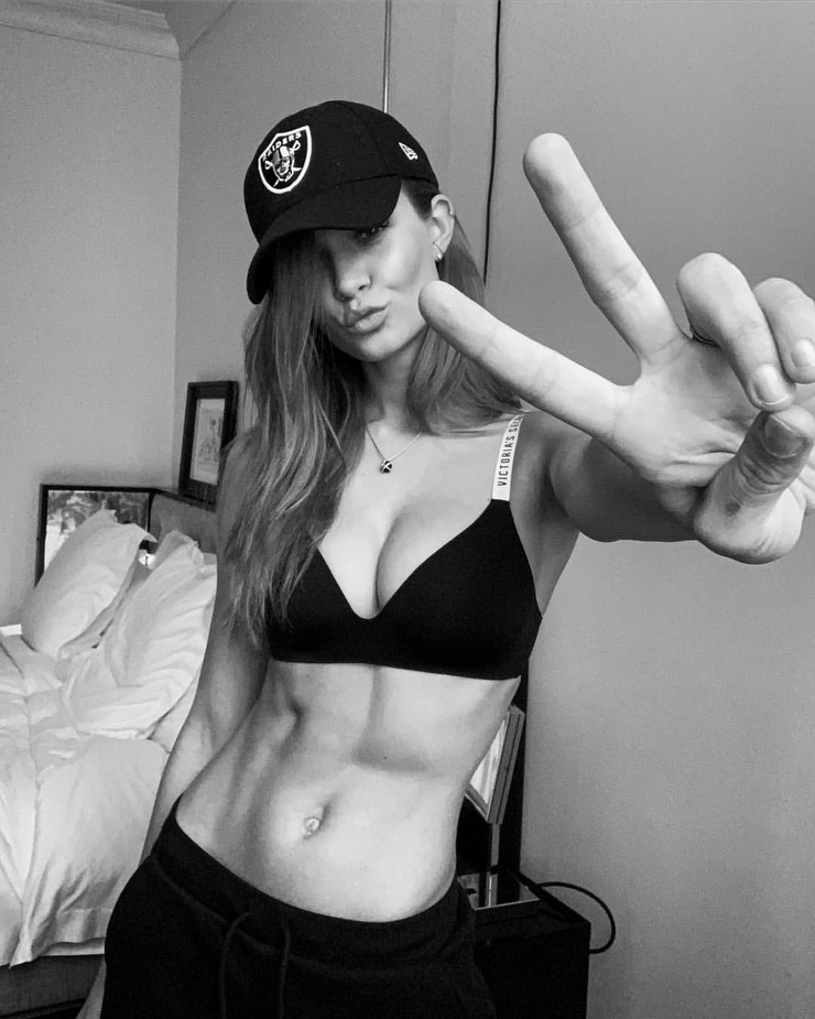 Josephine Skriver Josephine Skriver