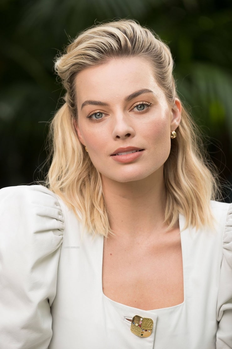 Margot Robbie