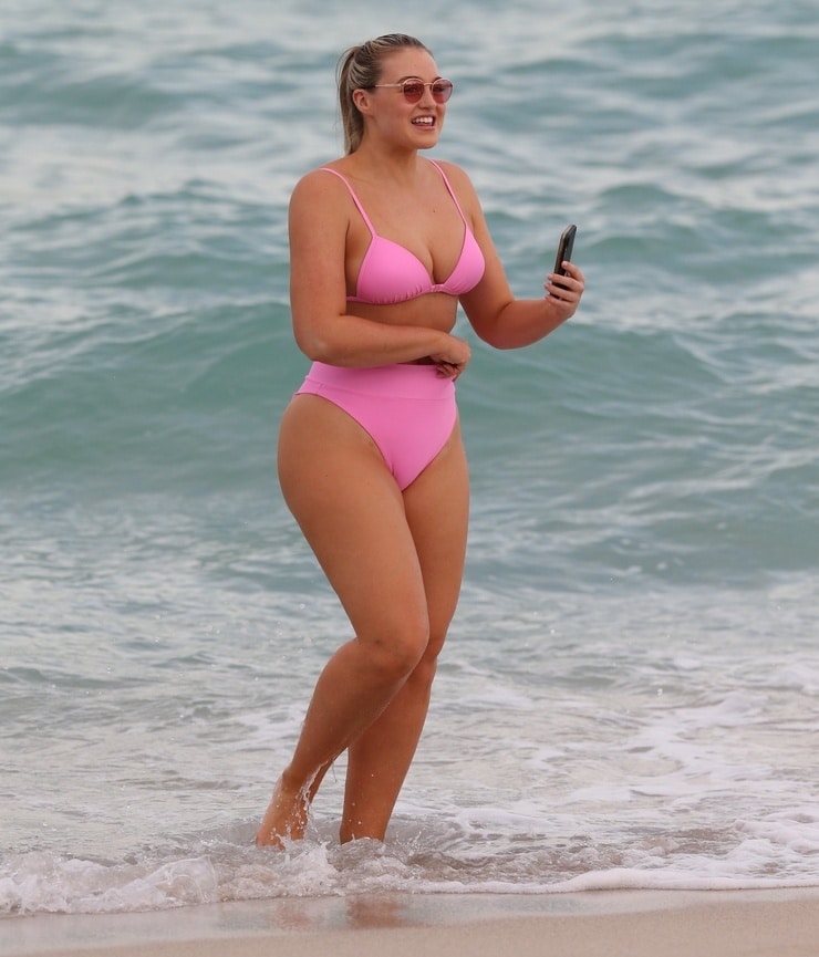 Iskra Lawrence