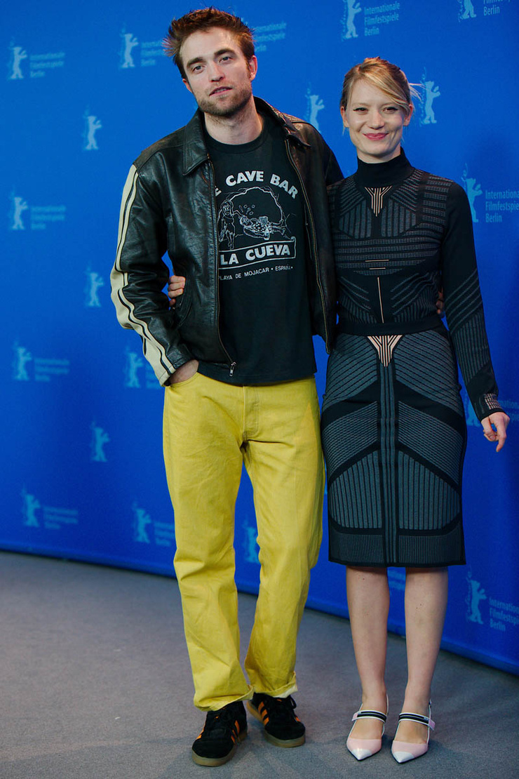 Mia Wasikowska