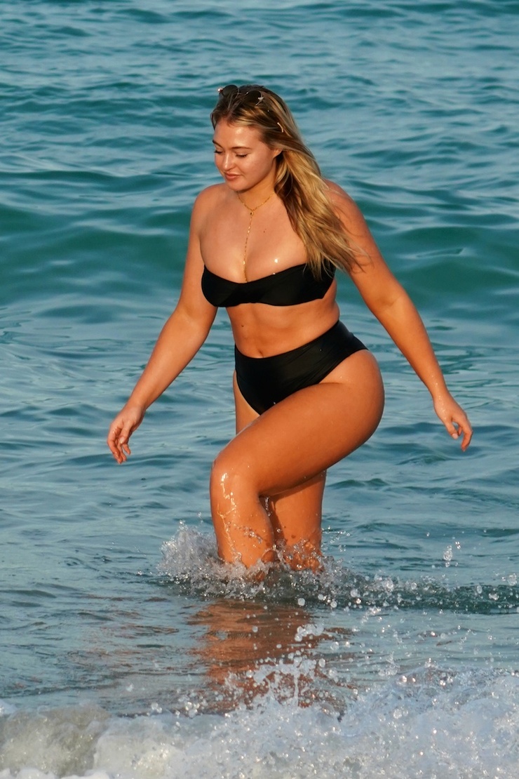 Iskra Lawrence