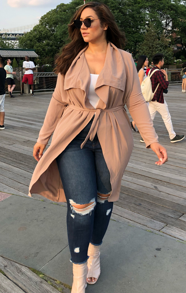 Erica Lauren (Plus Size Model)