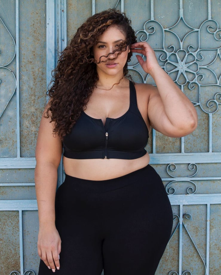 Erica Lauren (Plus Size Model)