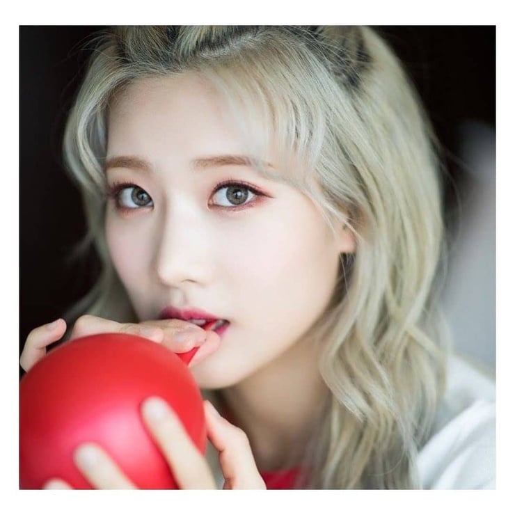 Kim Lip