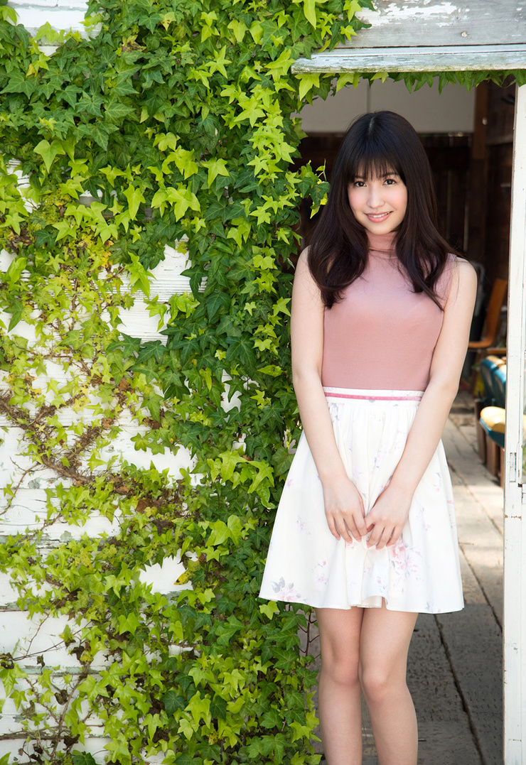 Momo Sakura