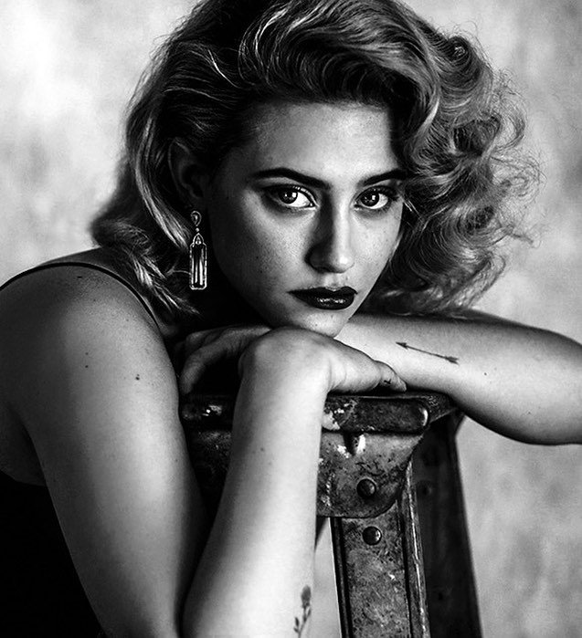 Lili Reinhart