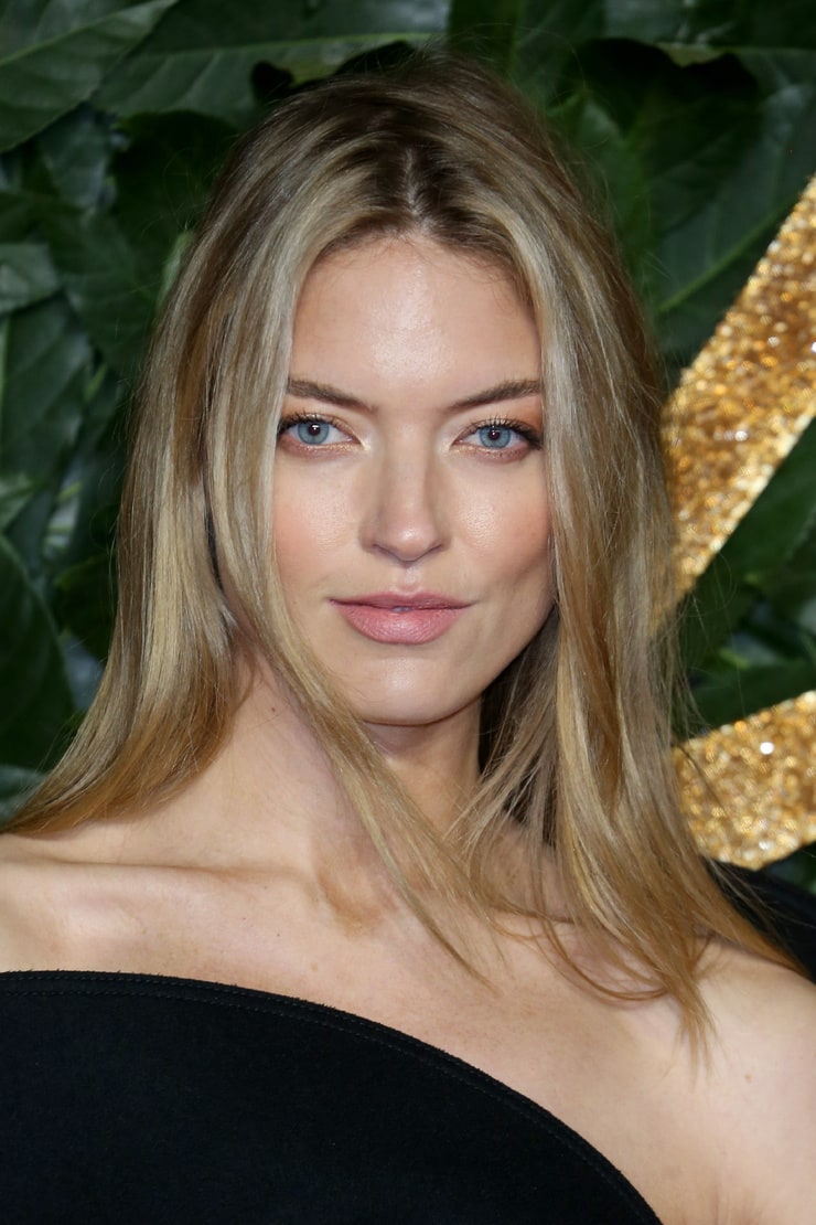 Picture of Martha Hunt