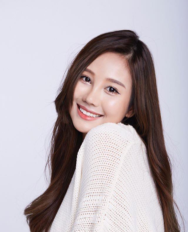 Baek Ji Hyun picture