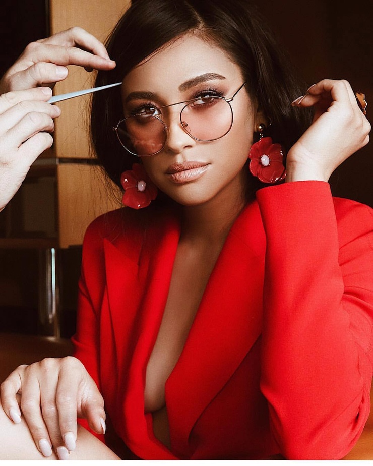 Shay Mitchell Shay Mitchell
