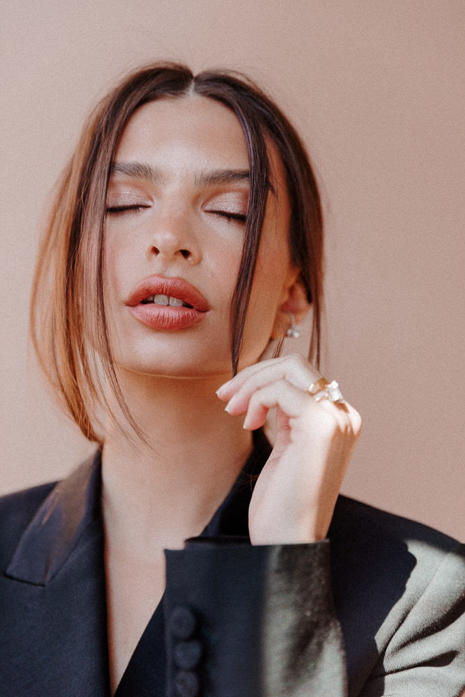 Emily Ratajkowski