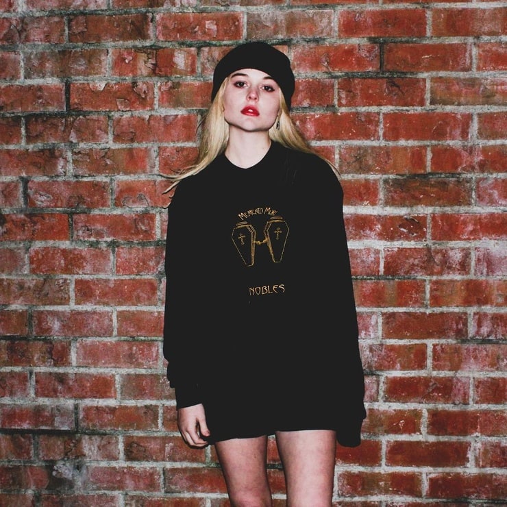 Emily Alyn Lind Emily Alyn Lind