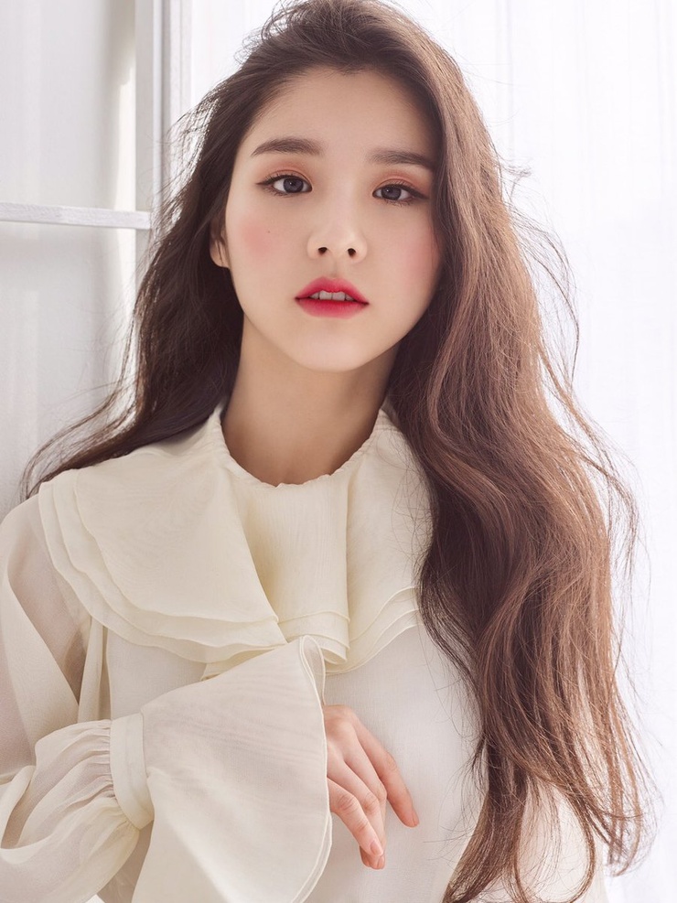 HeeJin HeeJin