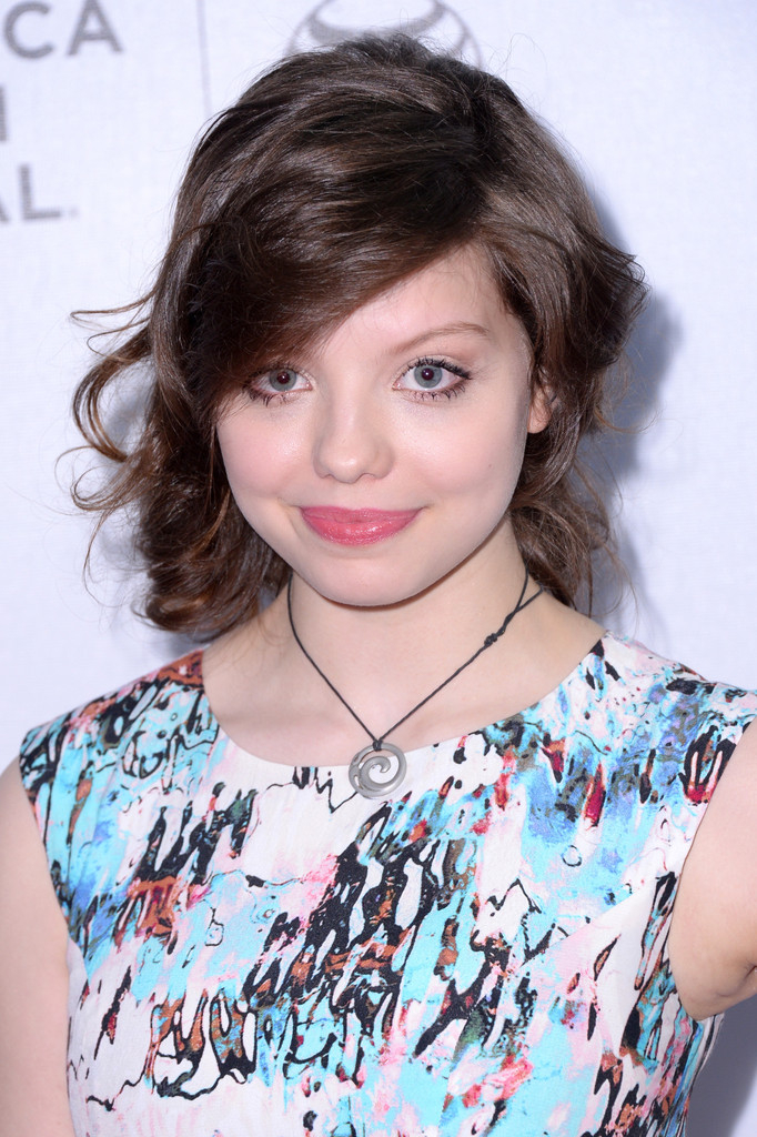 Chloe Levine Chloe Levine