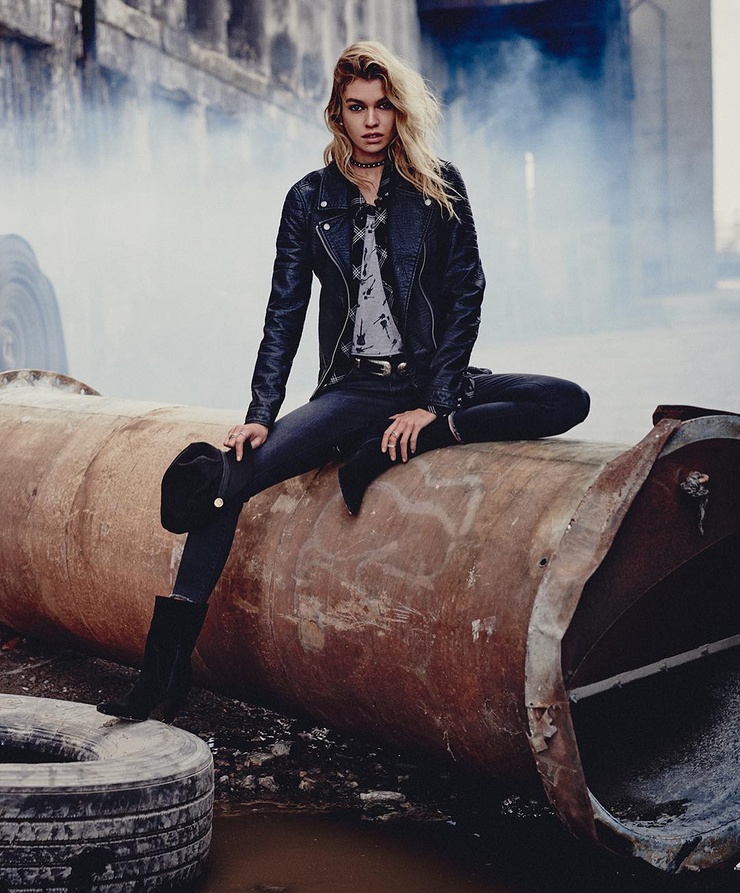 Stella Maxwell Stella Maxwell