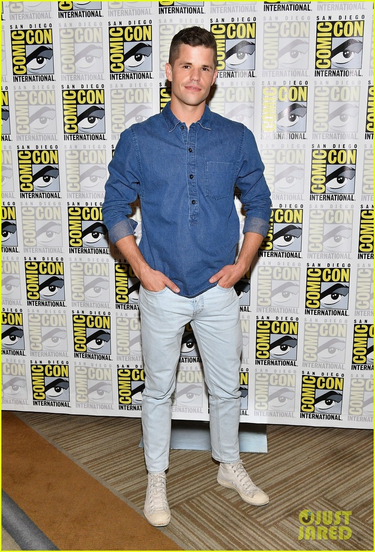 Charlie Carver