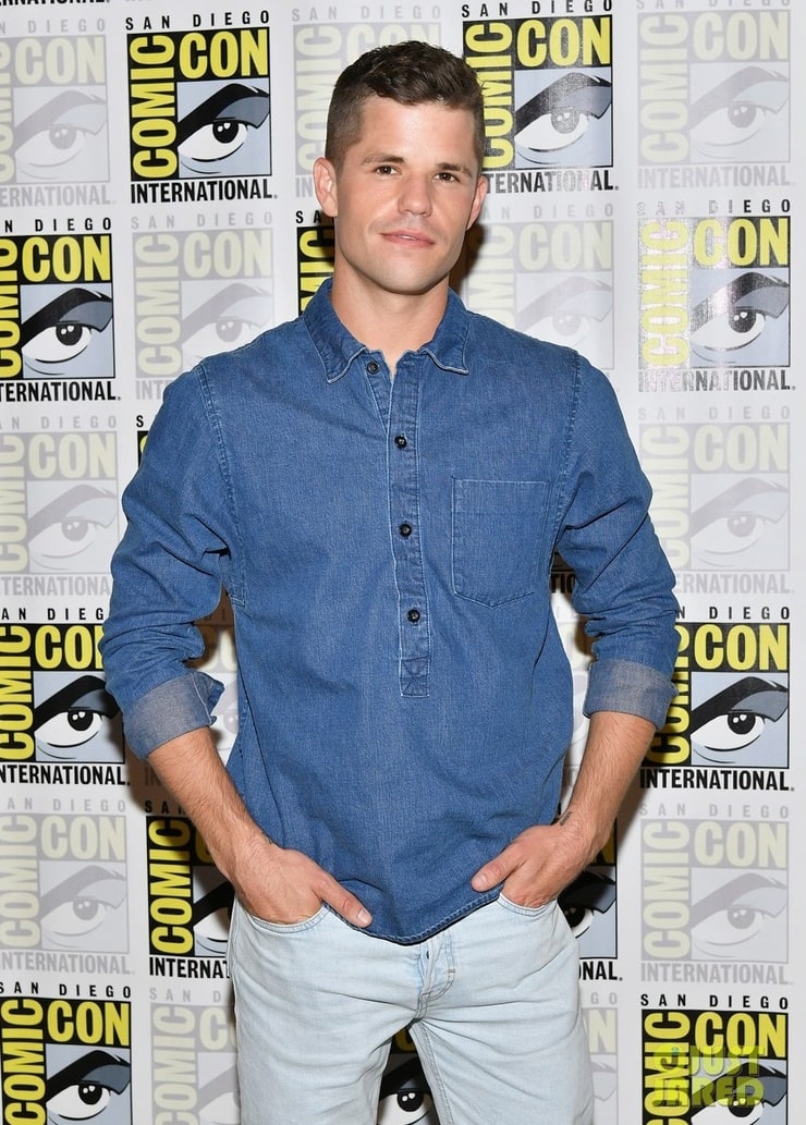 Charlie Carver