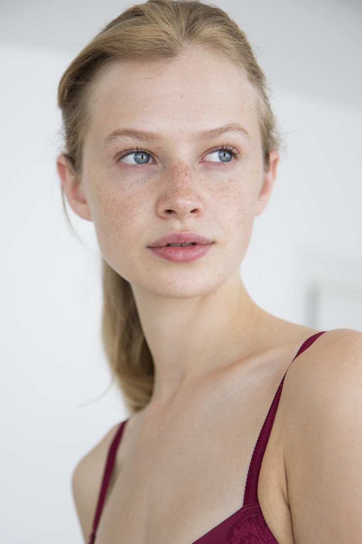 Anna Lund Anna Lund
