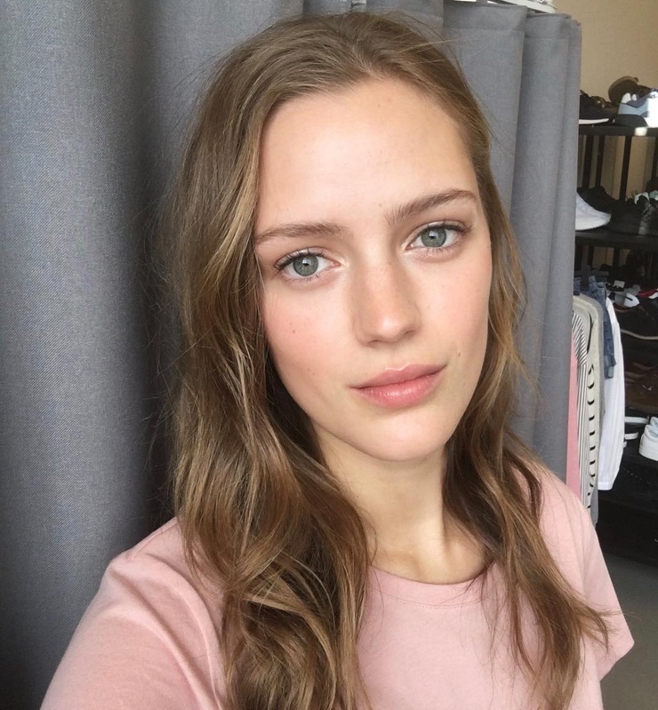 Esther Heesch Esther Heesch