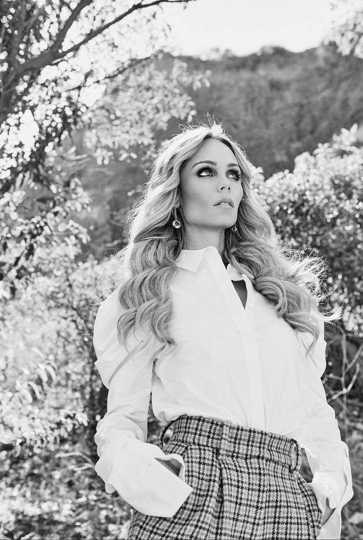 Laura Vandervoort Laura Vandervoort