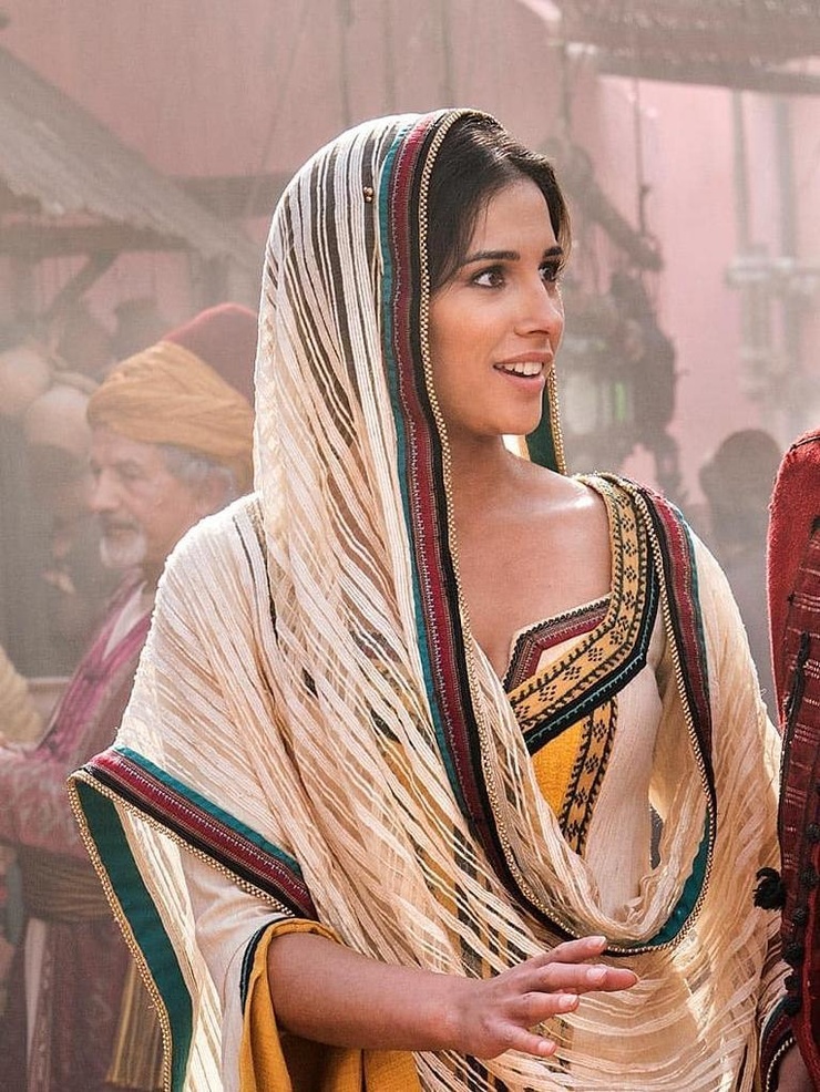 Naomi Scott Naomi Scott