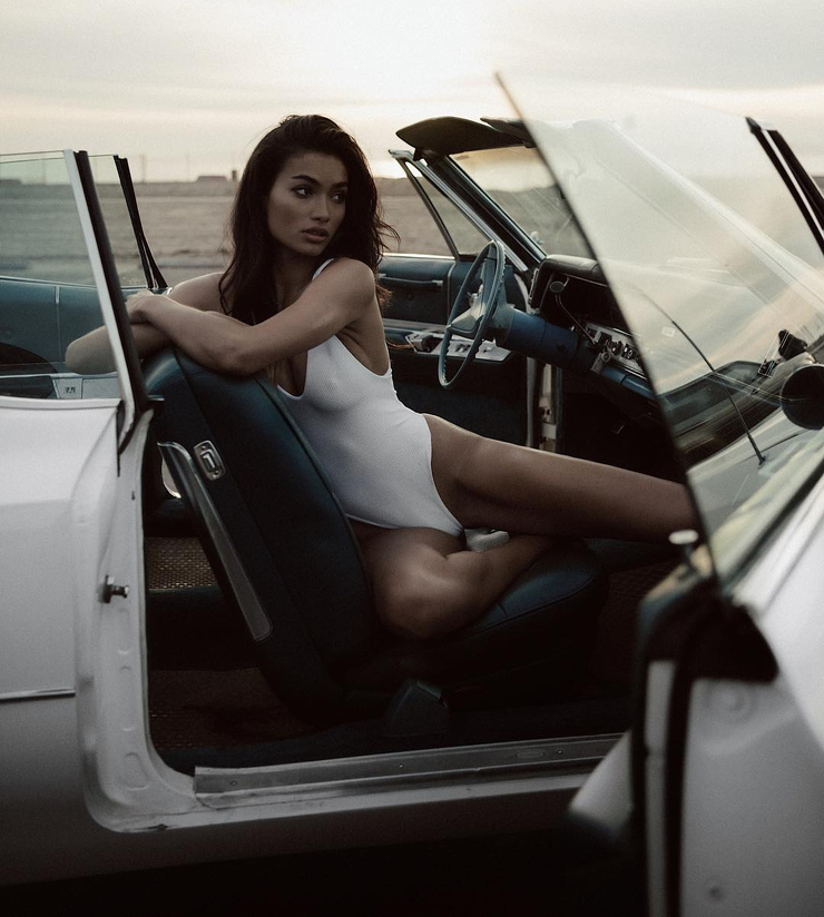 Kelly Gale Kelly Gale