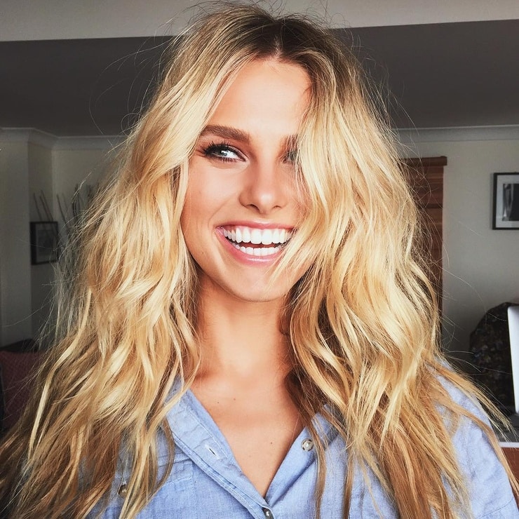 Natalie roser фото