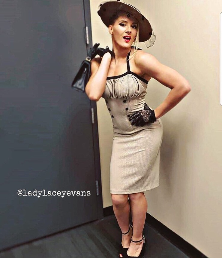 Lacey Evans