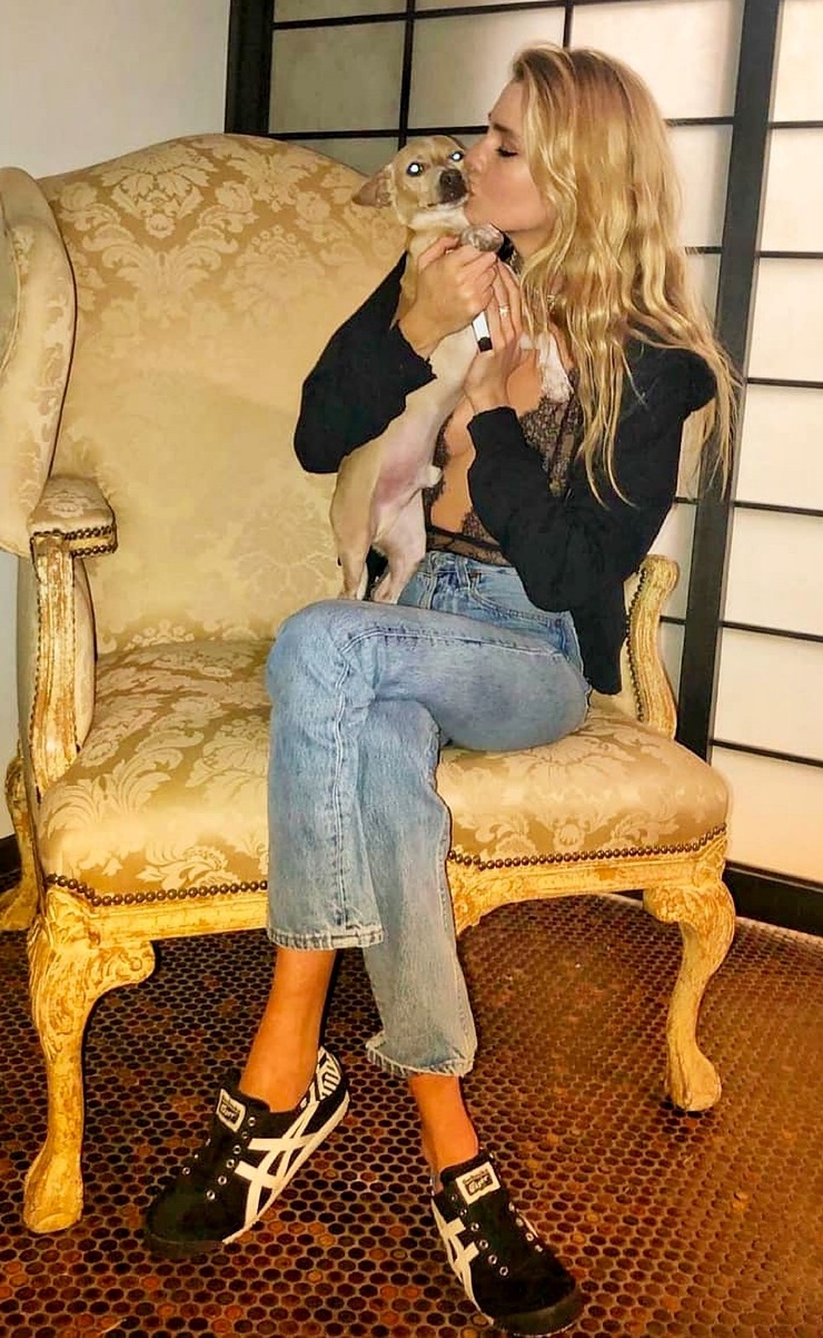 Stella Maxwell