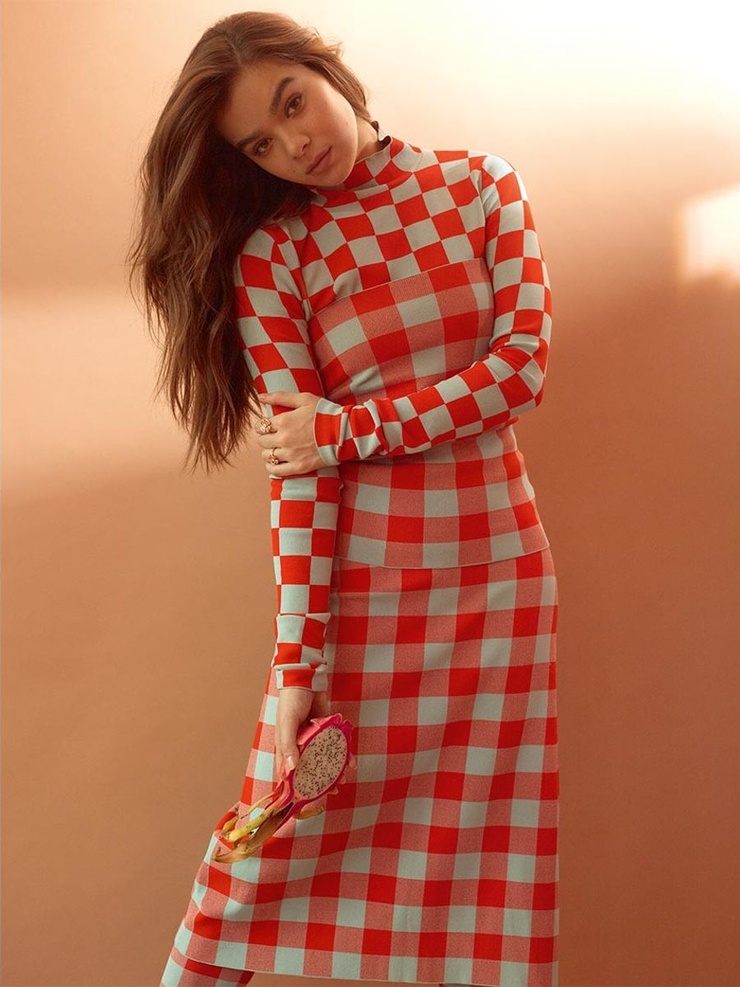 Hailee Steinfeld Hailee Steinfeld