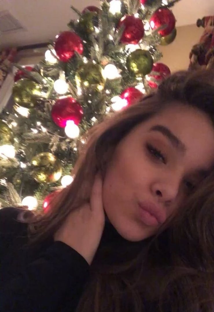 Hailee Steinfeld