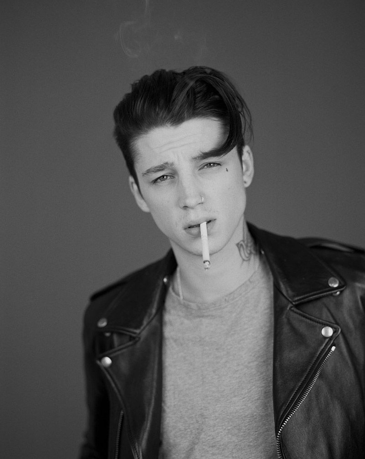 https://iv1.lisimg.com/image/17201918/740full-ash-stymest.jpg
