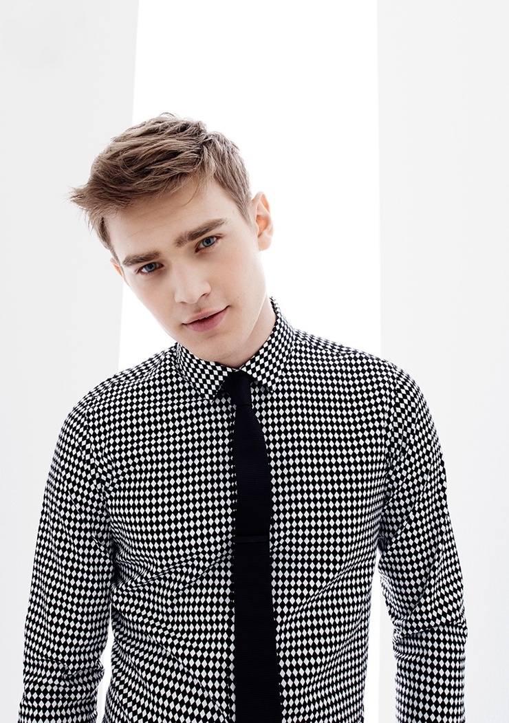 Bo Develius