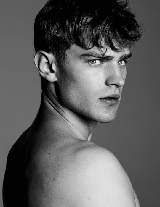 Bo Develius