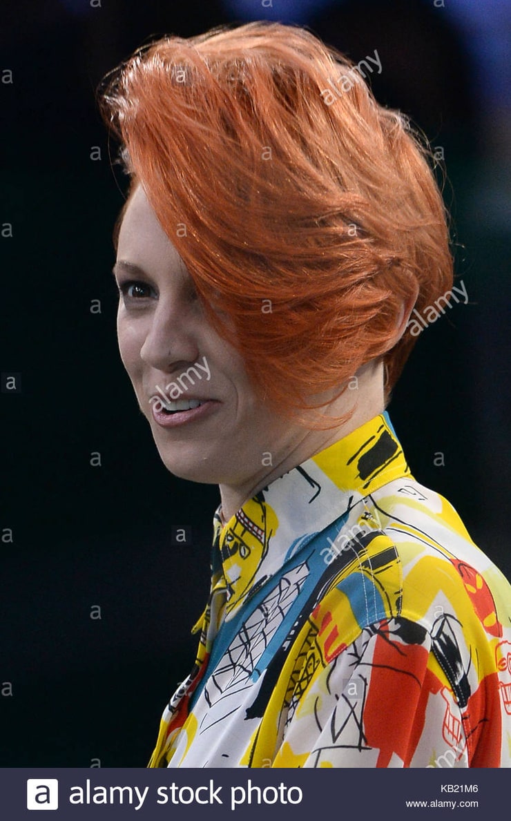 La Roux