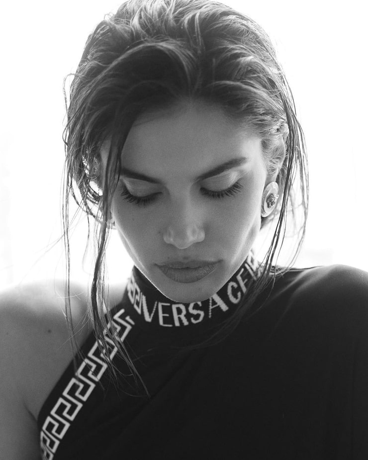 Sara Sampaio Sara Sampaio