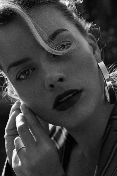 Margot Robbie