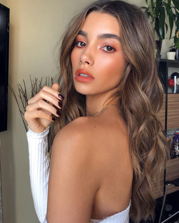 Cindy Mello Cindy Mello