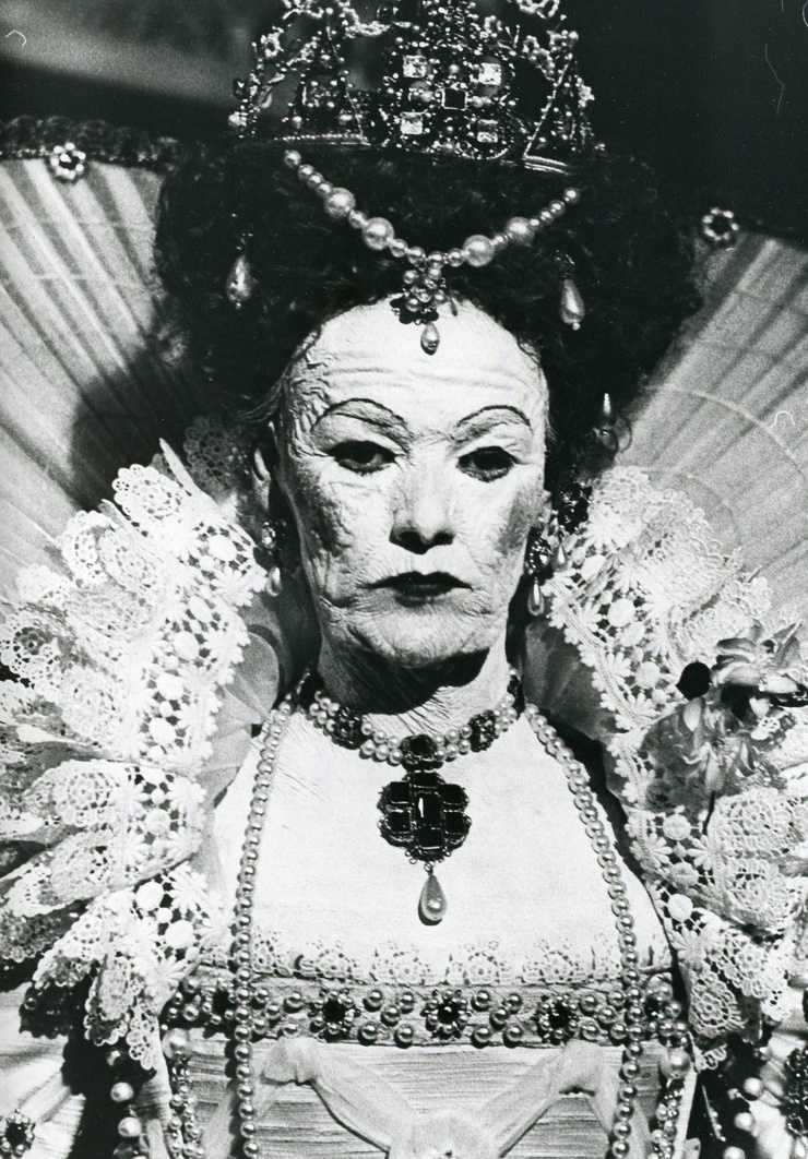Glenda Jackson Glenda Jackson