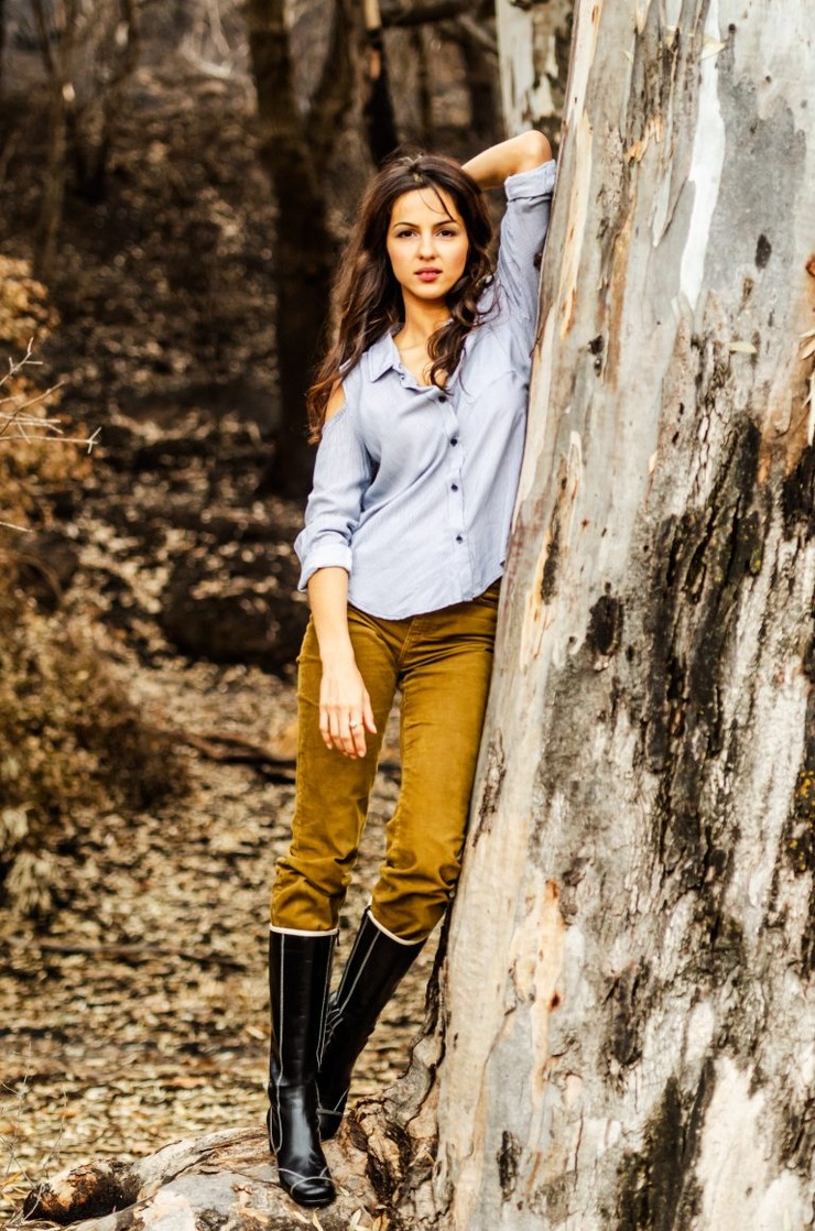 Annet Mahendru Annet Mahendru