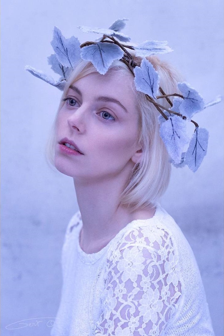 Riona Neve Riona Neve