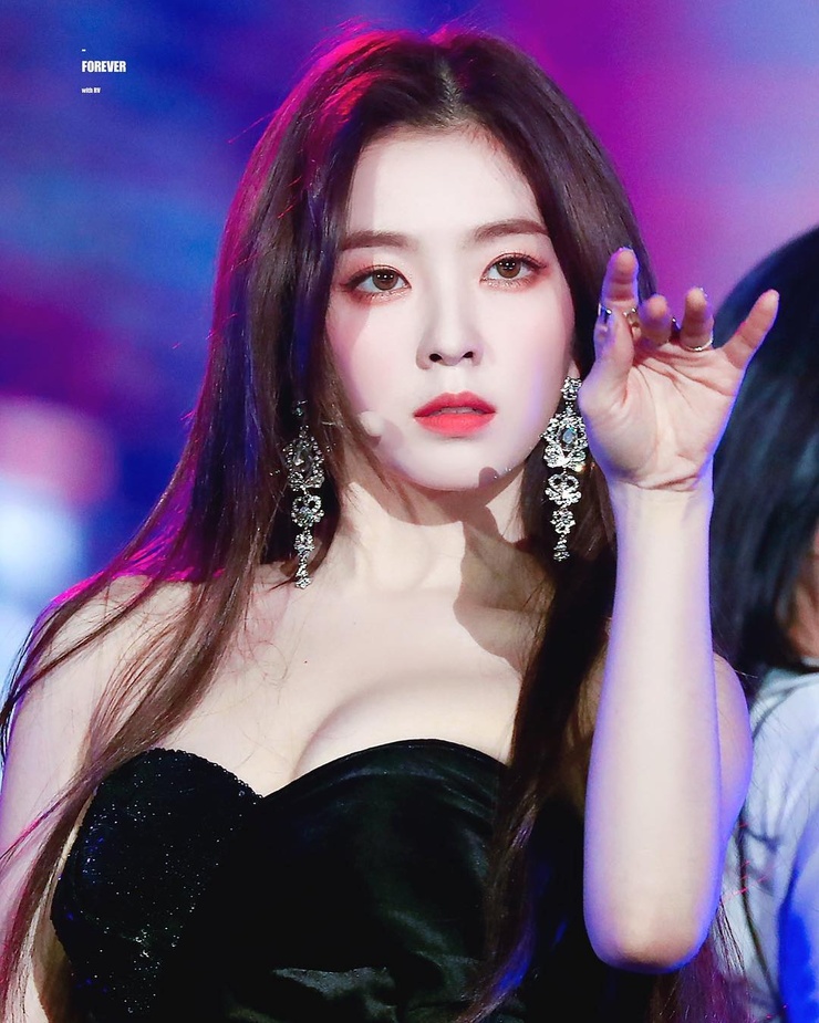 Irene (Bae Ju Hyun) Irene (Bae Ju Hyun)